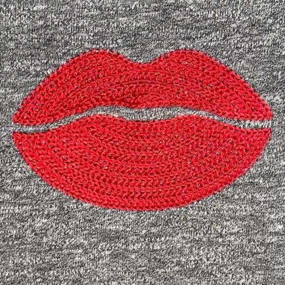 Wildfox Holey Embroidered Lips T-Shirt Sz S Distressed Rips Punk Grunge 90s Y2K - Picture 2 of 13